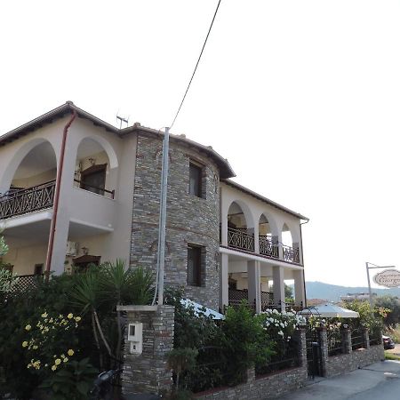 Apart Boutique Giorgos Ammoulianí Exterior foto